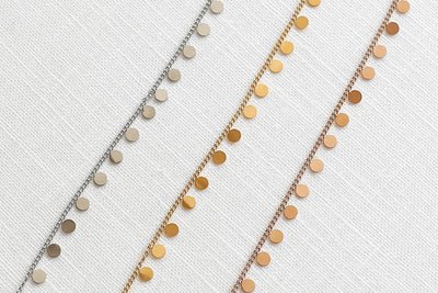 Armband mit Plättchen