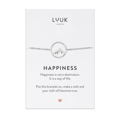 Silbernes Armband mit Bergspitze Anhänger auf Happiness Karte von der Marke Luuk Lifestyle.