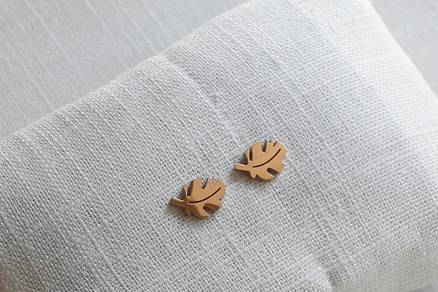 Blatt Ohrstecker aus Edelstahl in Rose 
