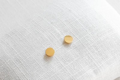 Hochwertige Damen Ohrringe in Gold mit Plättchen Stecker