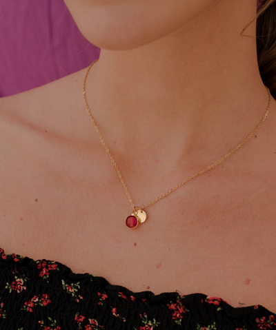 Filigrane Halskette mit einzigartigem Edelstein für Damenschmuck Liebhaber