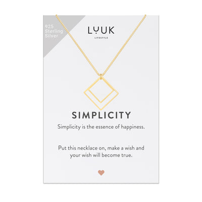 Gold Kette mit geometrischen Quadrat Anhängern auf Simplicity Spruchkarte von der Brand Luuk Lifestyle 