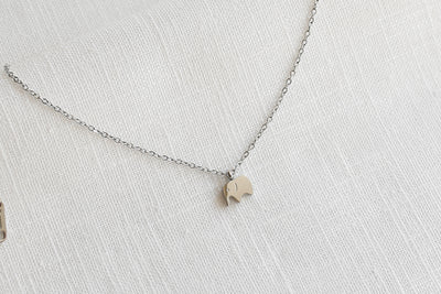 Necklace with elephant pendant and Dream greeting card