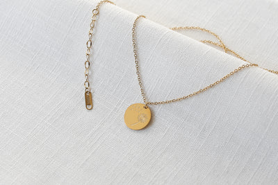 Necklace with elephant and happiness card