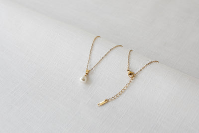 Kette mit Perle