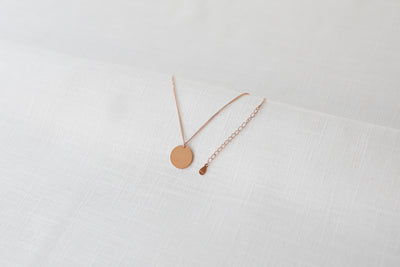 Kette mit Plättchen