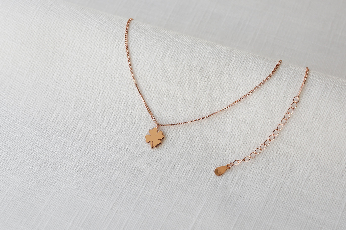 Sterling Silver Necklace with Cloverleaf Pendant and Happiness Greeting Card