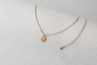 Sterling Silver Necklace with Cloverleaf Pendant and Happiness Greeting Card