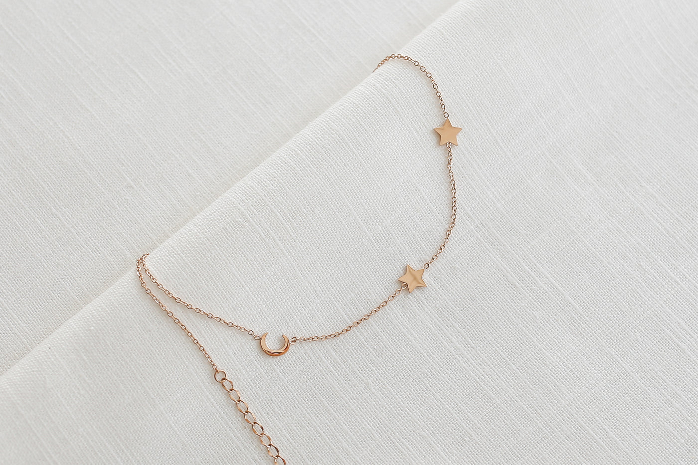 Kette mit Mond und Sterne