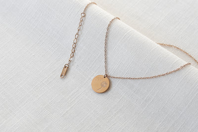 Necklace with elephant and happiness card