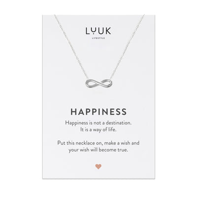Halskette mit glänzendem Infinity Anhänger in Edelstahl auf Happiness Spruchkarte von der Marke Luuk Lifestyle 