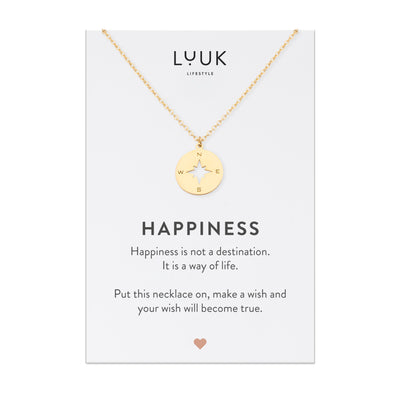 Gold Kette mit Wegweiser Anhänger aus Edelstahl auf Happiness Spruchkarte von der Marke Luuk Lifestyle