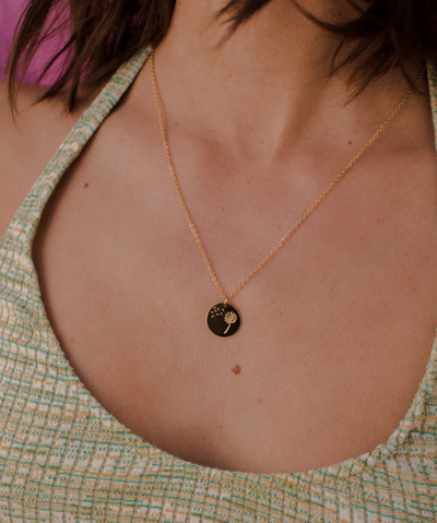 Necklace with elephant and happiness card