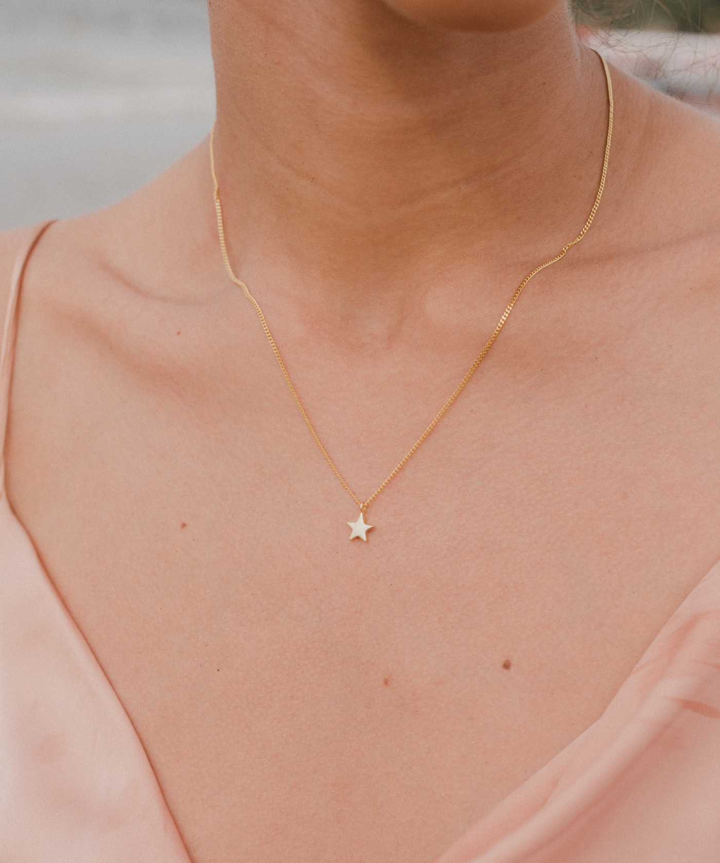 Sterling silver necklace with star pendant and Happiness greeting card