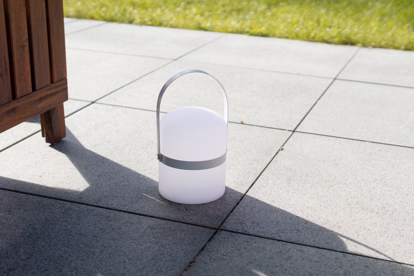 Mobile LED table lamp Sävar, white matt (18,5 cm)
