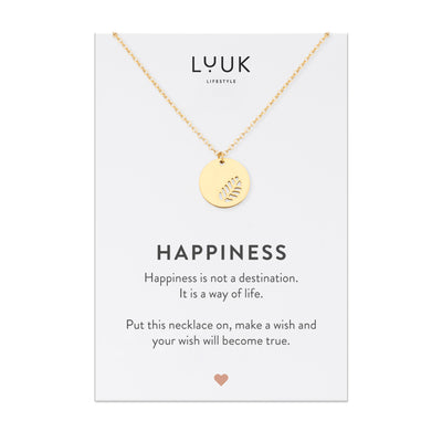 Gold Kette mit graviertem Blatt ANhänger aus Edelstahl auf Happiness Spruchkarte von der Marke Luuk Lifestyle 