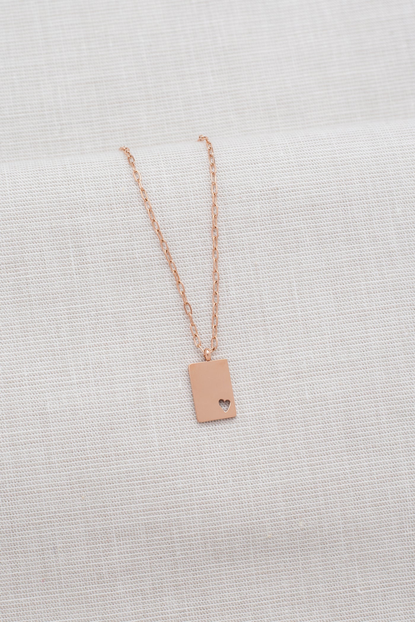 Kette mit Plättchen Herz Anhänger
