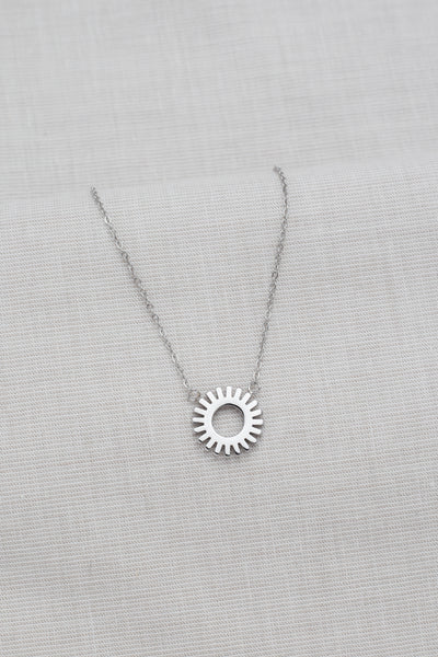 Kette mit Sonnenkreis Anhänger
