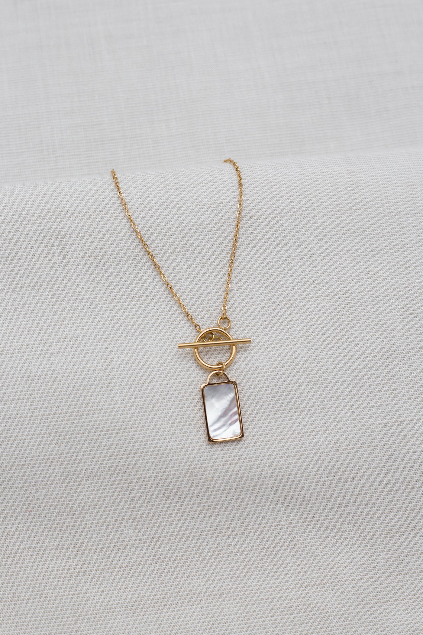 Kette mit Pearl T Steg Anhänger