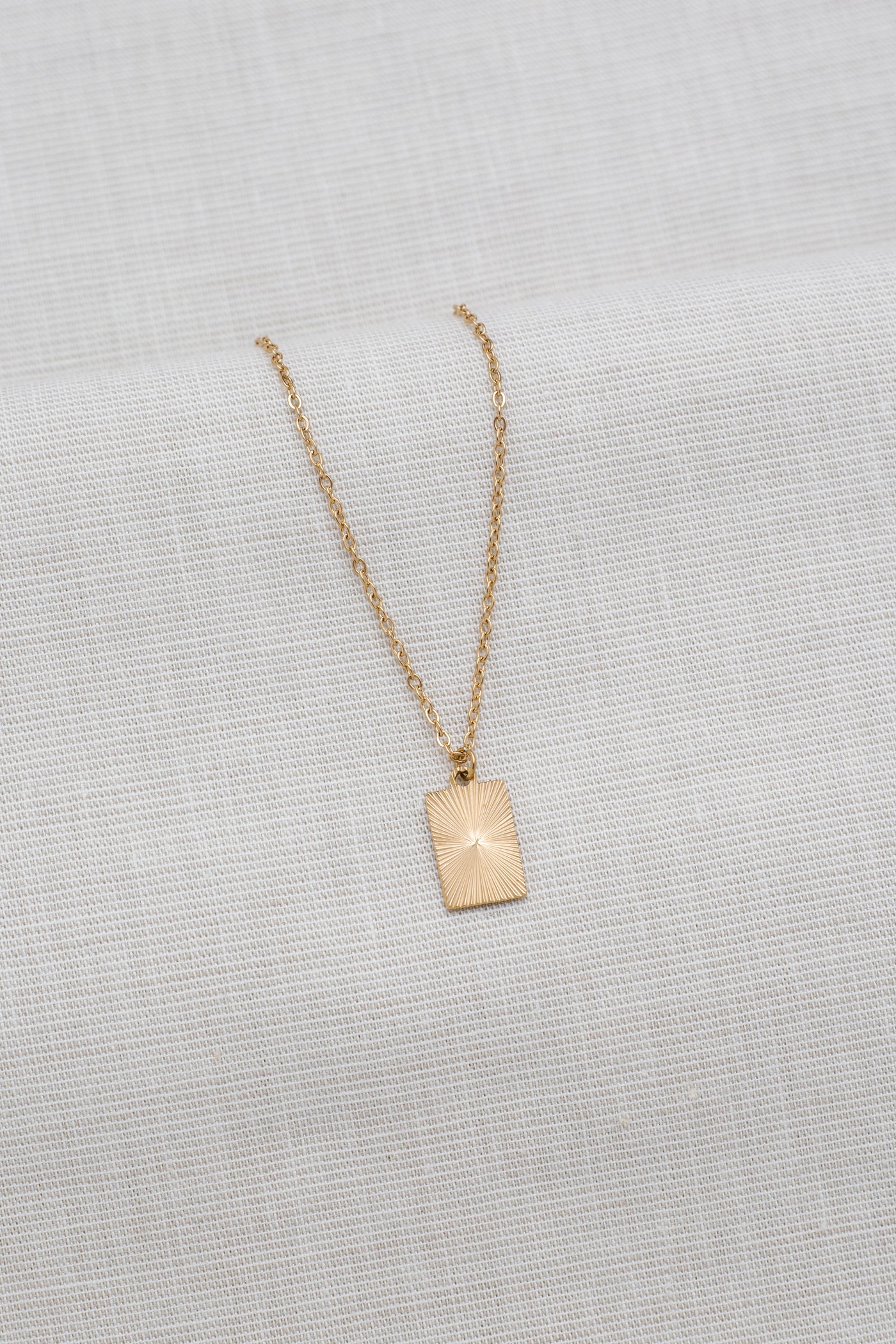 Kette mit Sonnen Anhänger