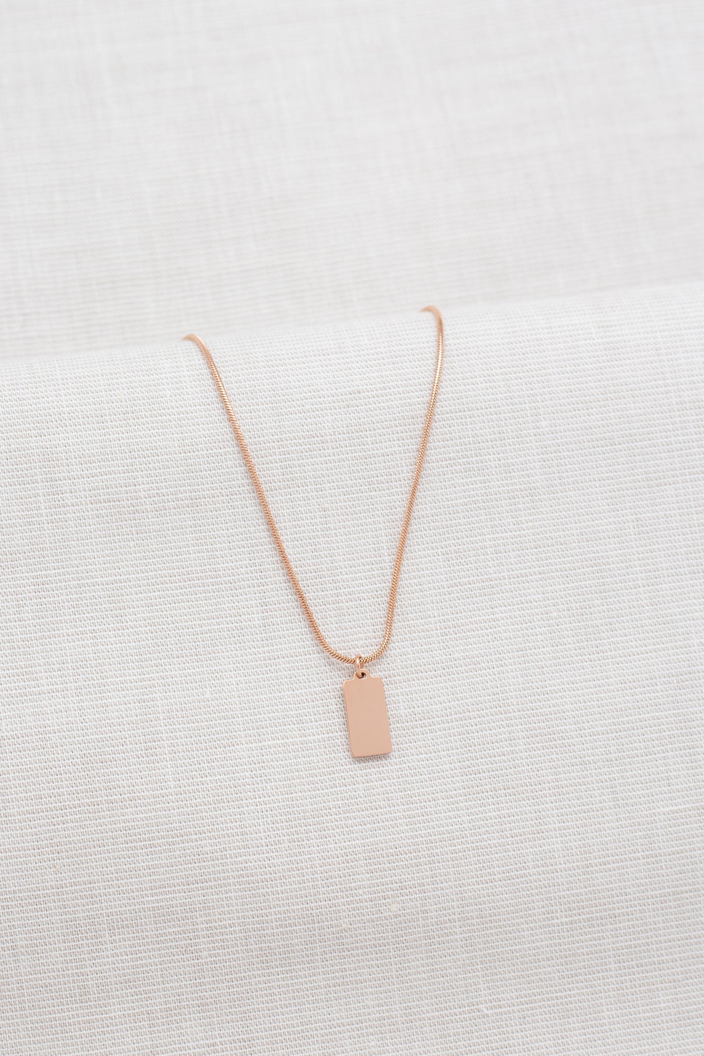 Necklace with Fatimas hand pendant and Happiness greeting card