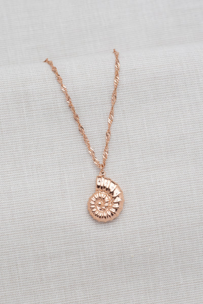 Necklace with lotus blossom pendant and Happiness greeting card