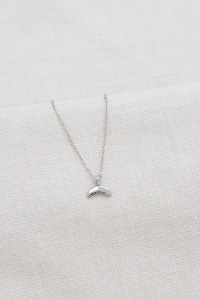 Kette mit Walflosse Anhänger