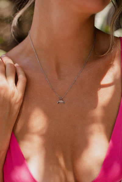 Kette mit Walflosse Anhänger