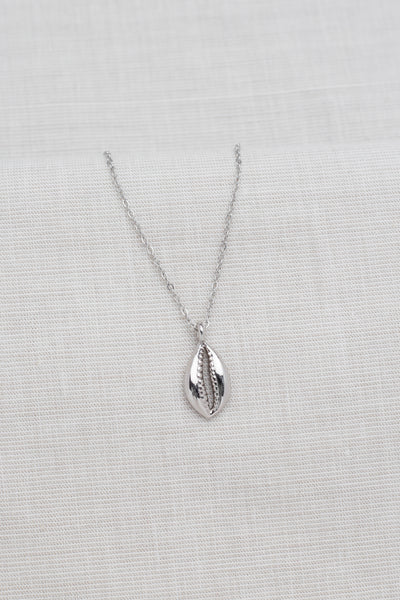Kette mit Muschel Anhänger