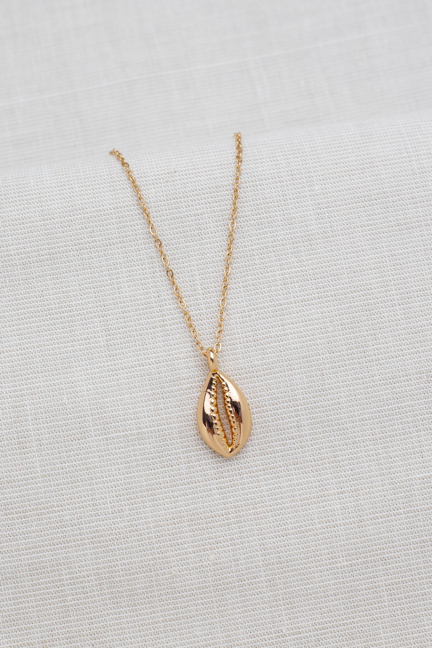 Kette mit Muschel Anhänger