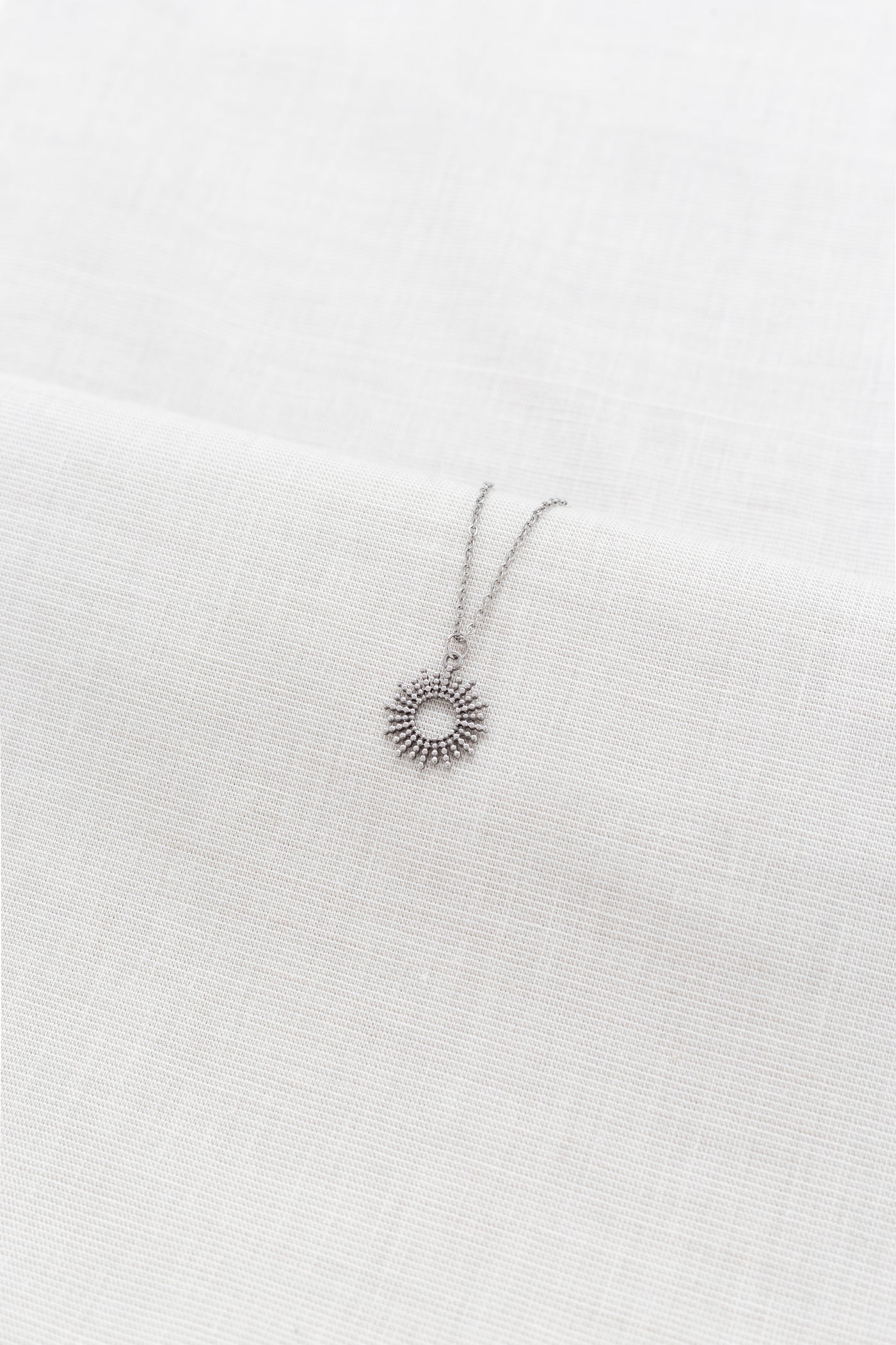 Kette mit Sonne Anhänger