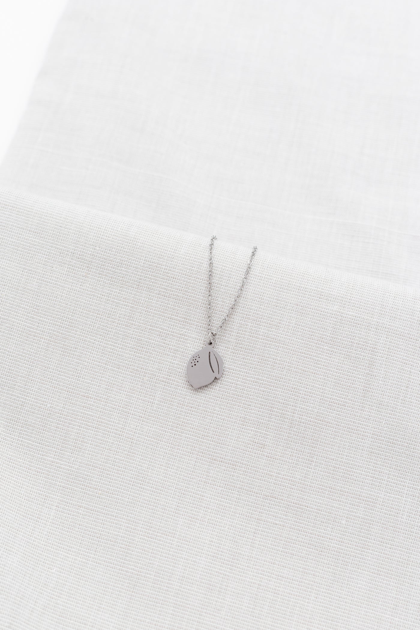 Kette mit Zitrone Anhänger