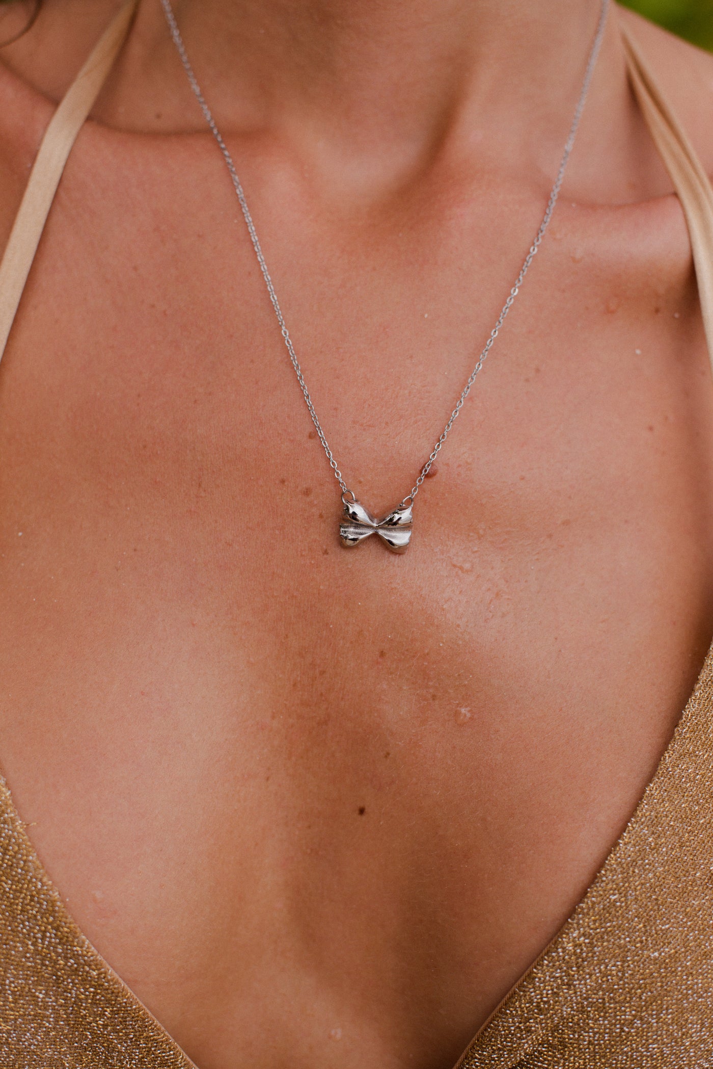 Kette mit Farfalle Nudel Anhänger