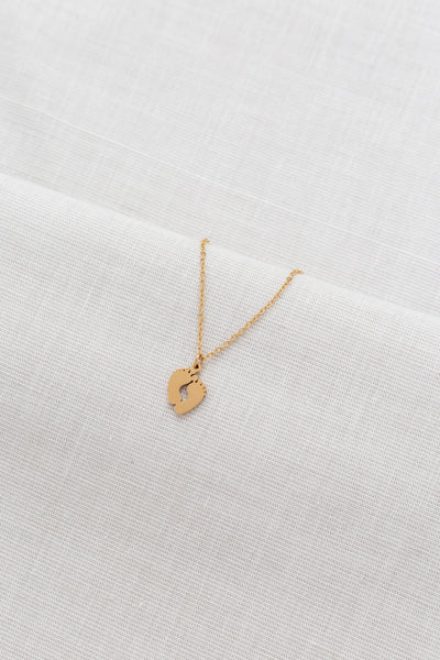 Kette mit Babyfüßchen Anhänger