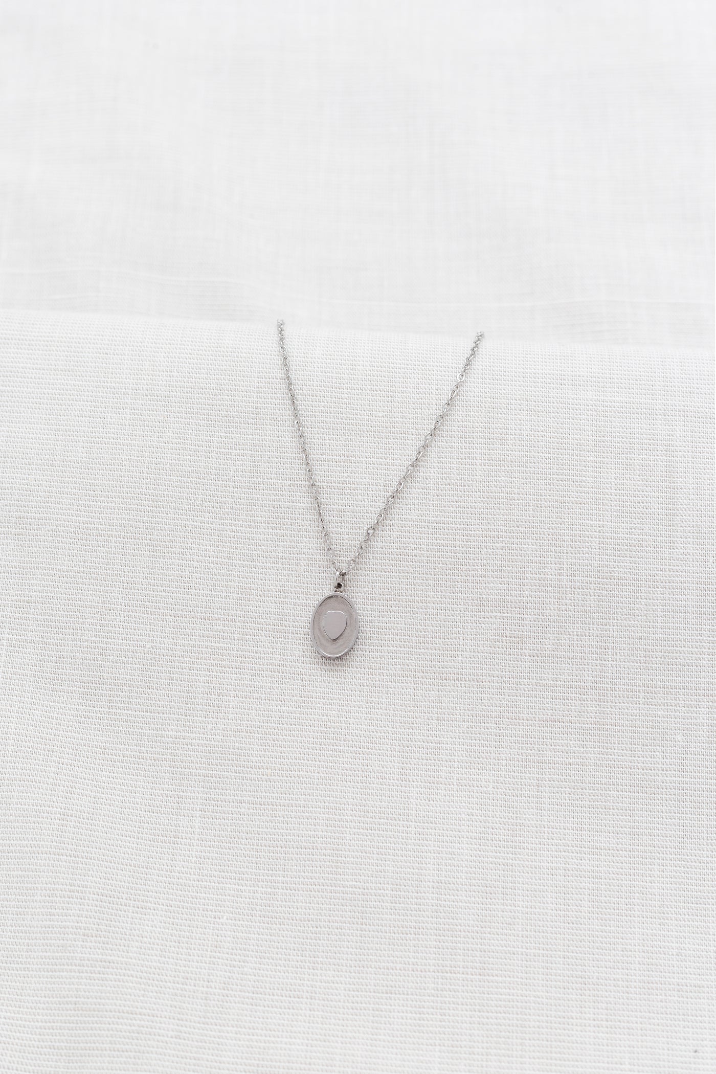 Kette mit Herz Medaillon Anhänger