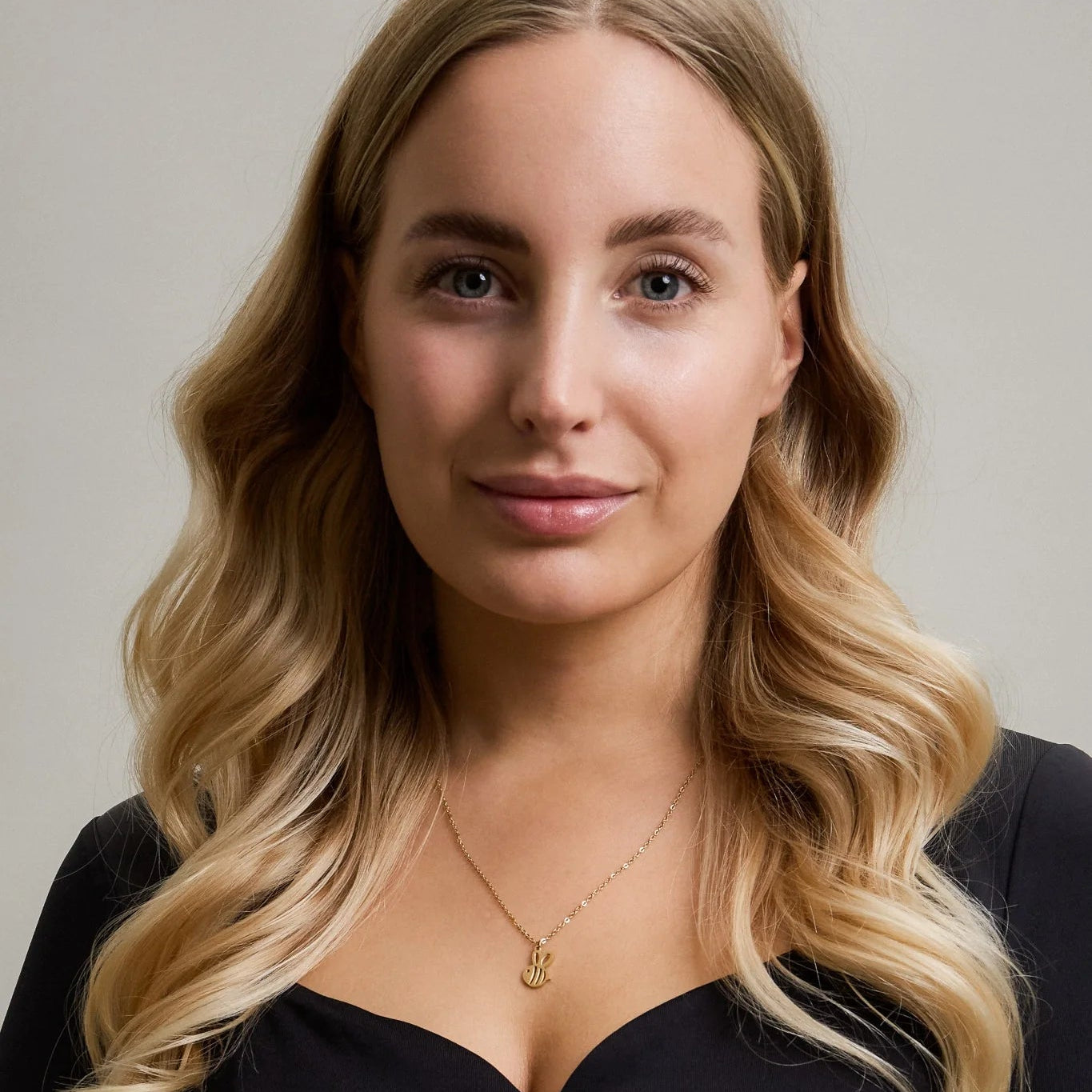 Kette mit Honigbiene