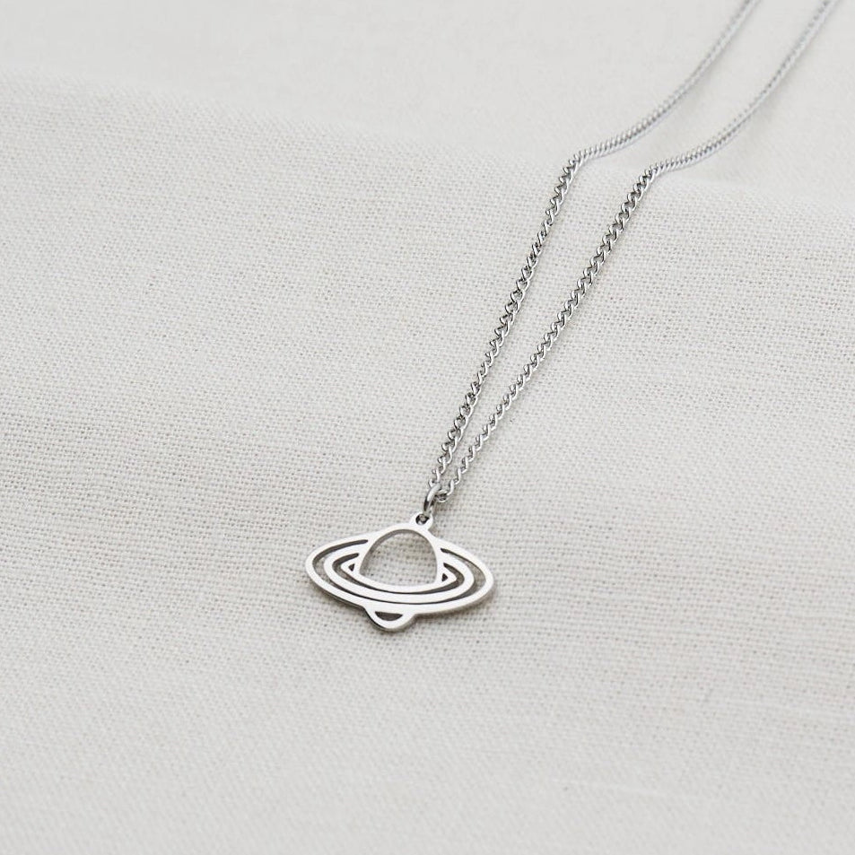 Kette mit Saturn