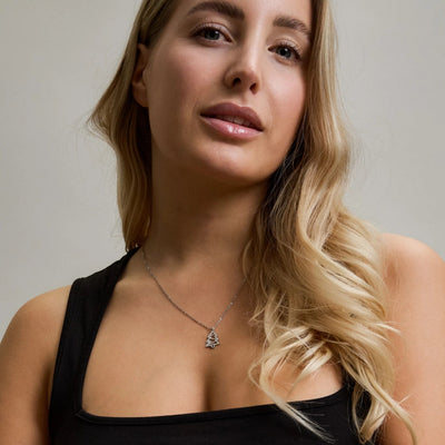 Kette mit Tannenbaum