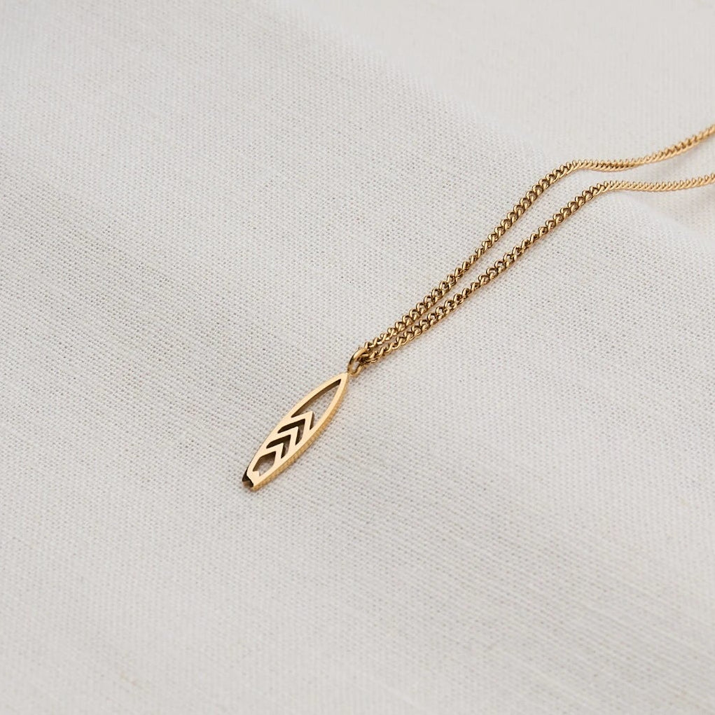 Kette mit Surfbrett