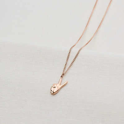 Kette mit Victory Hand