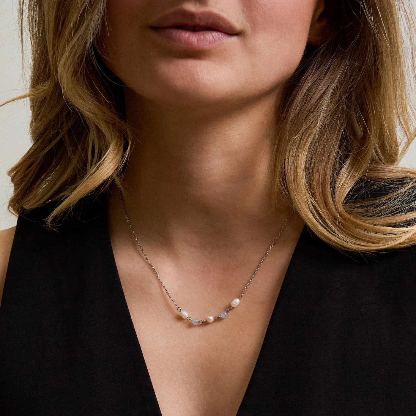 Kette mit Gemstone & Perlen