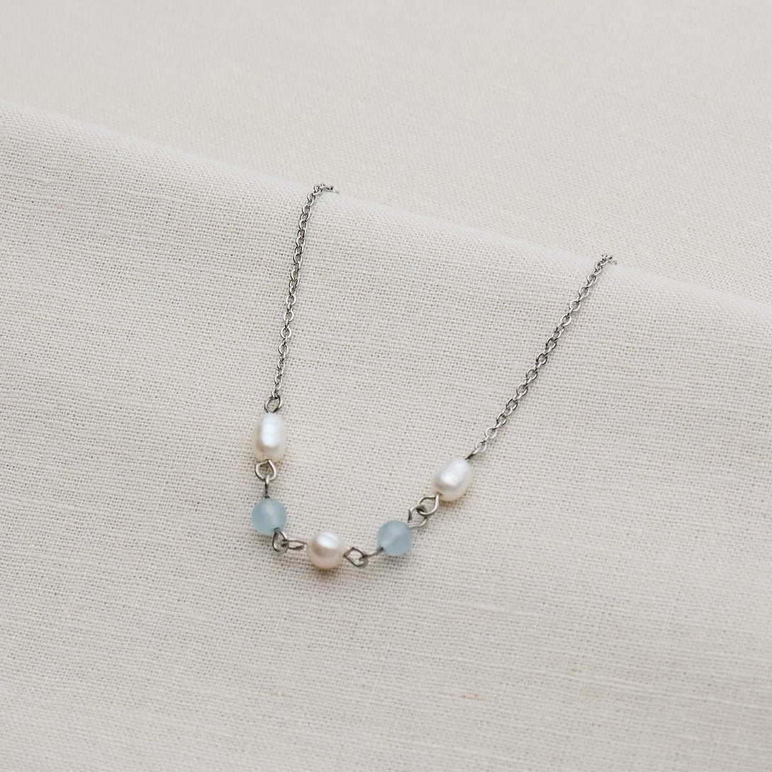 Kette mit Gemstone & Perlen