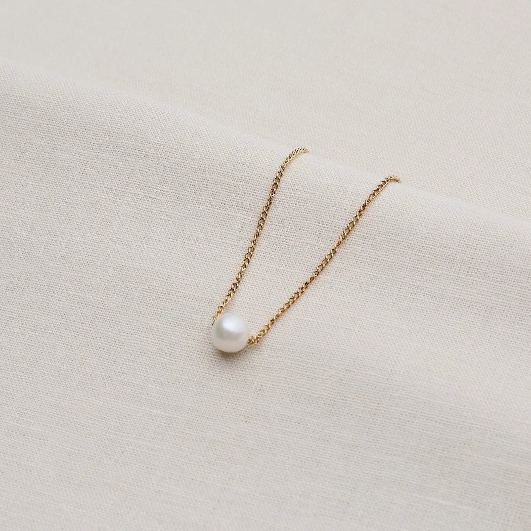 Kette mit Solitär Perle